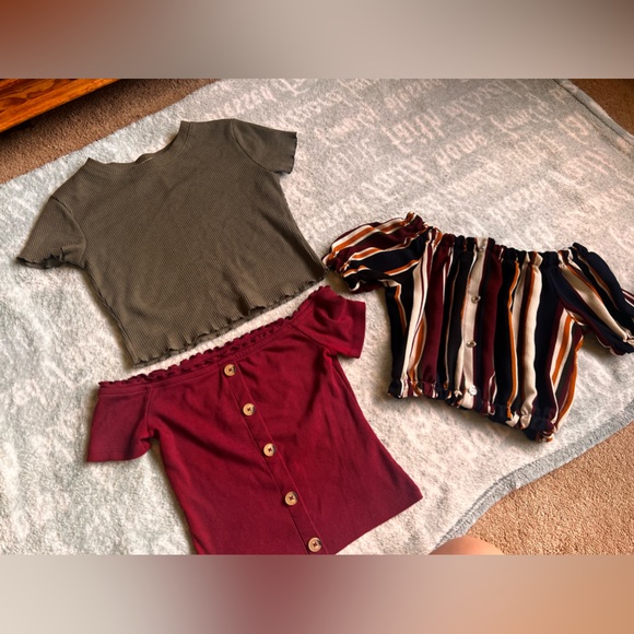 Aeropostale Tops - BUNDLE ‼️‼️ CROP TOPS